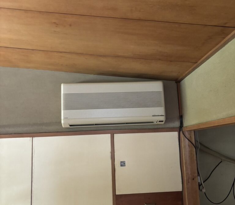 【大阪府八尾市T様邸】不要になったエアコン1台を実質無料回収！古くても壊れていても問題なし◎