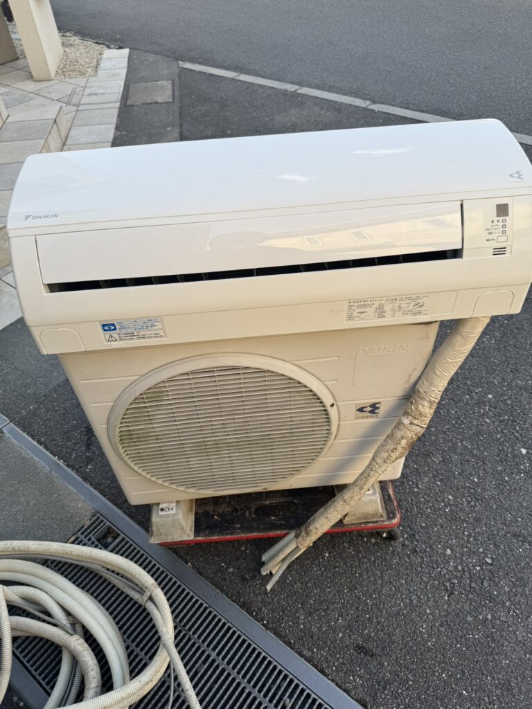 【茨城県日立市O様邸】不要になったエアコン1台を実質無料回収！古くても壊れていても問題なし◎