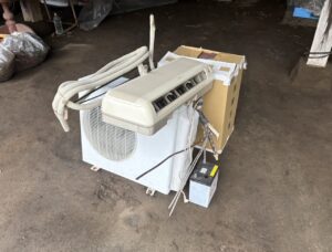 【茨城県下妻市D様邸】エアコン1台を実質無料で回収しました！取り外しからお任せください◎