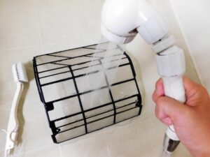 エアコン掃除はどこまで自分でできる？｜簡単ステップと注意点