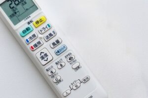 エアコンの内部乾燥方法とは？カビや嫌なニオイを防ぐ正しい使い方と注意点