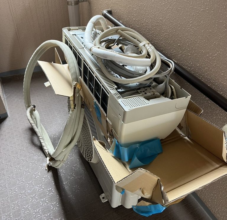 【那須烏山市中央】マンション5階のエアコン1台を無料回収！