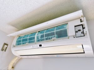 エアコンは消した後が危険？停止後にカビが増える原因と対策